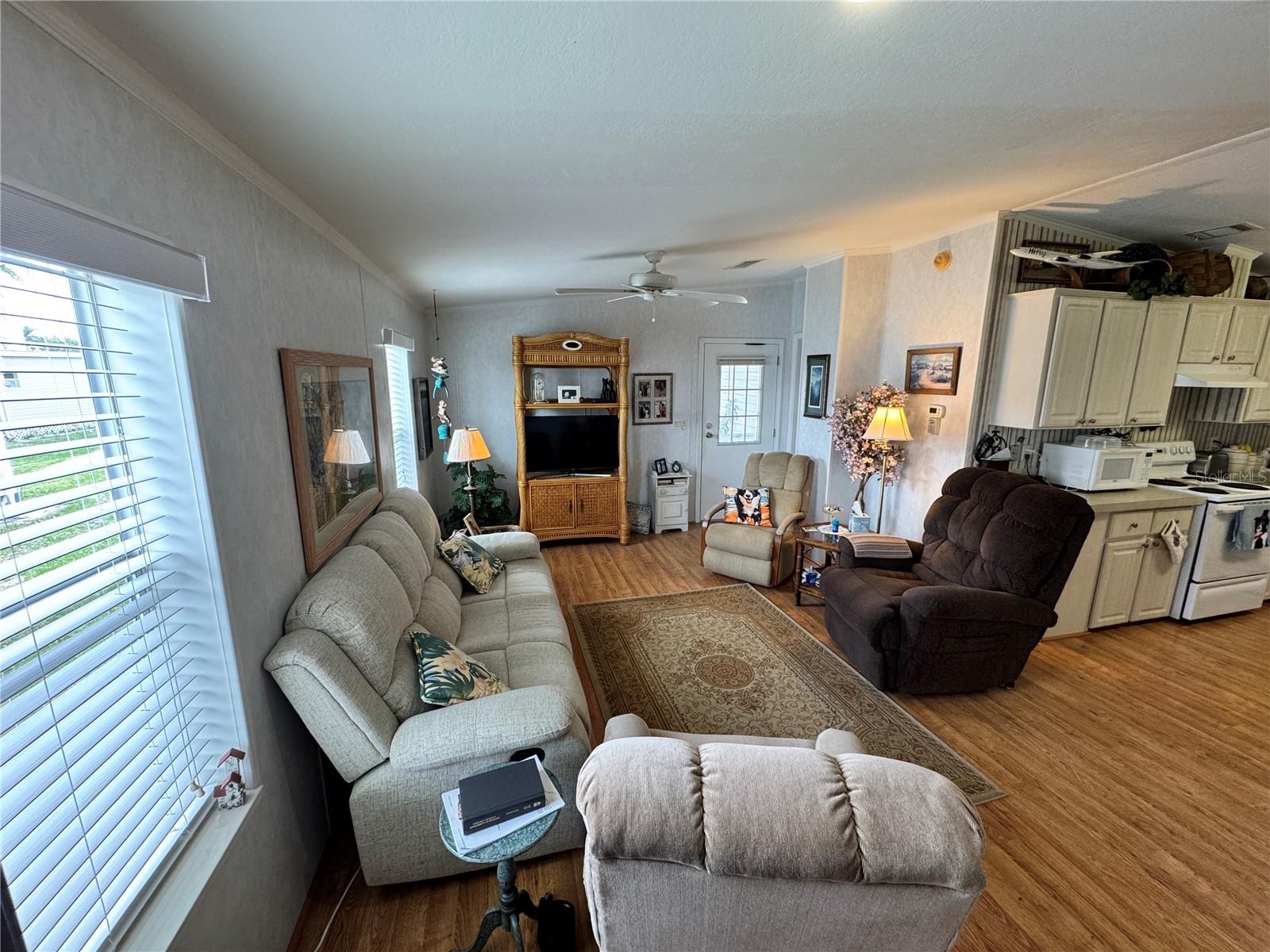 Image 7 of 39 For 346 Andros Drive