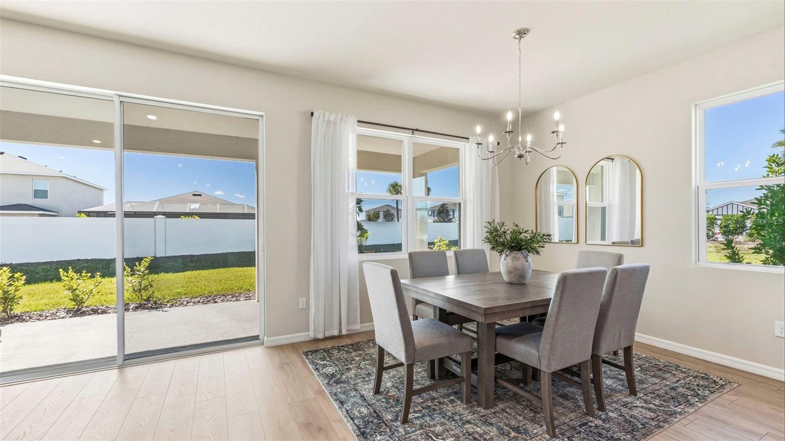 Image 5 of 21 For 1509 Love Grass Terrace