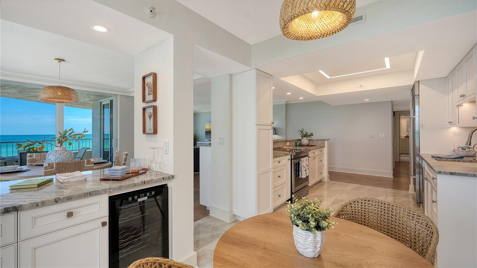 Image 25 of 50 For 775 Longboat Club Road 408