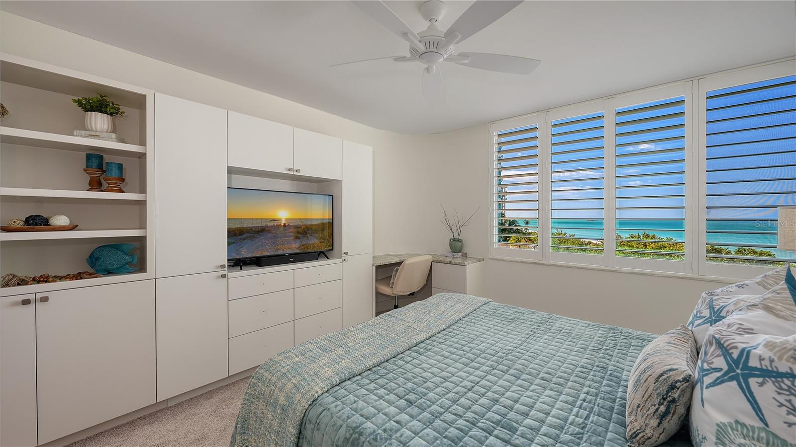 Image 34 of 50 For 775 Longboat Club Road 408