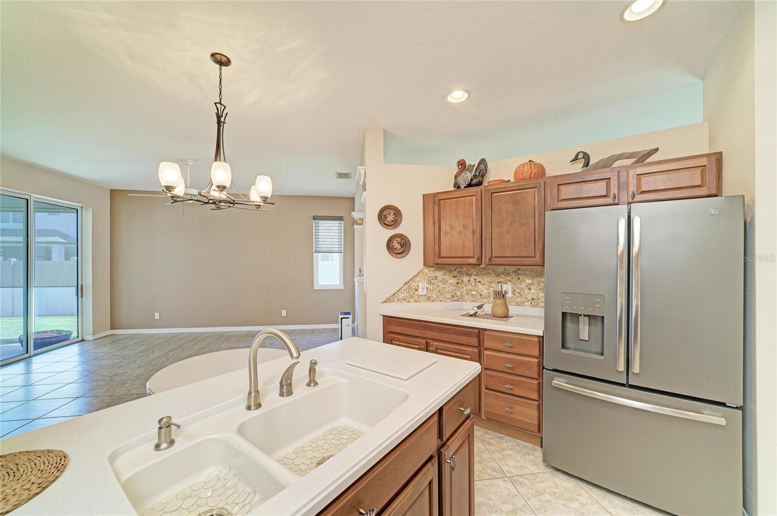 Image 14 of 36 For 4130 70th Street Circle E