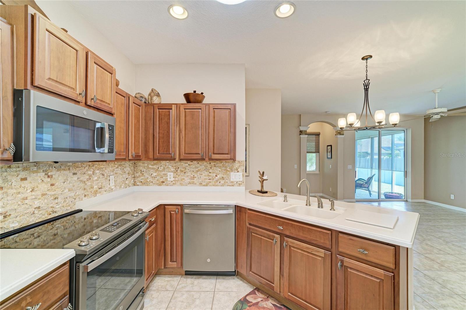 Image 16 of 36 For 4130 70th Street Circle E