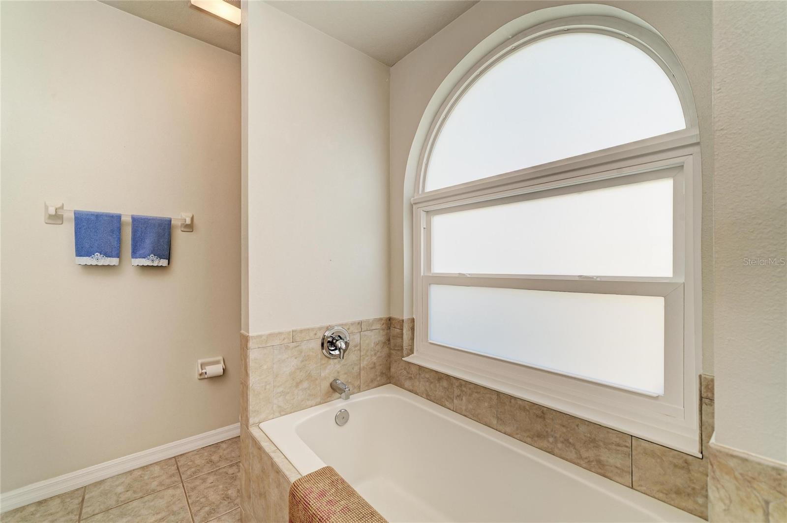 Image 21 of 36 For 4130 70th Street Circle E