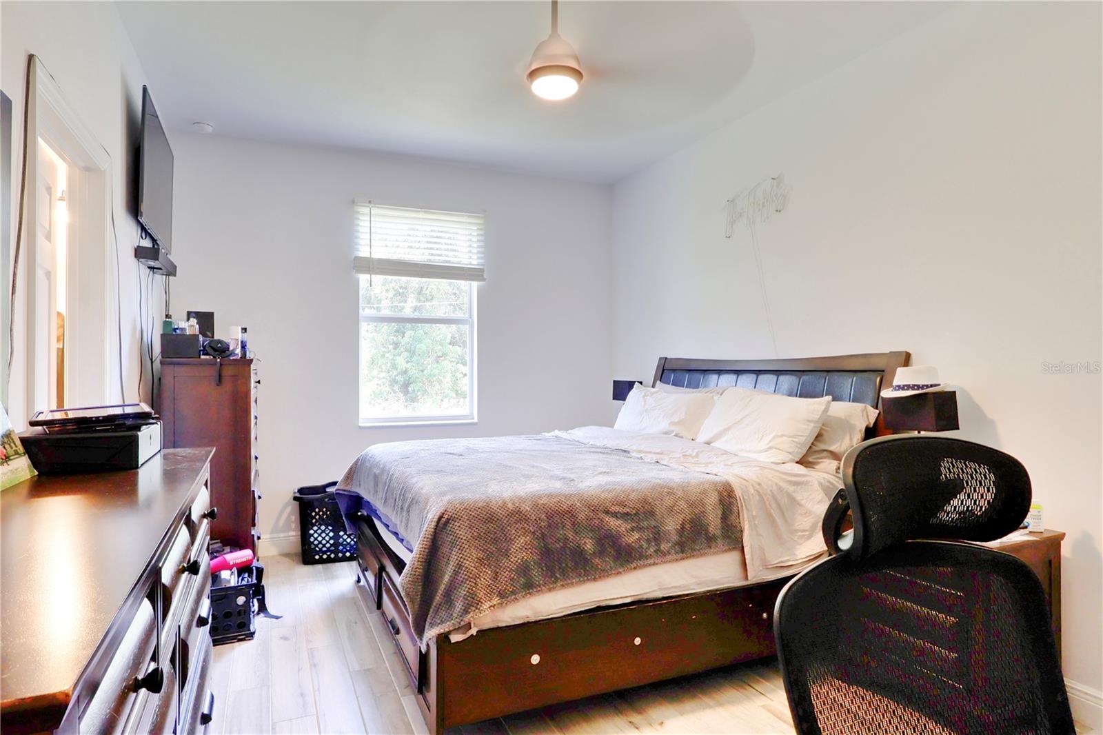 Image 13 of 33 For 22437 Adorn Avenue