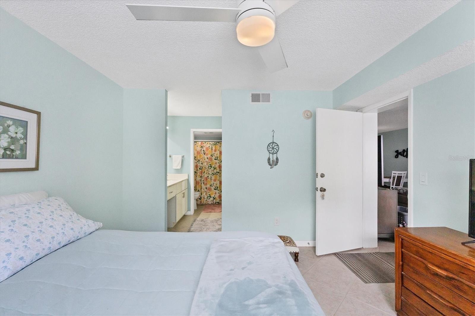 Image 10 of 17 For 7294 Cloister Drive 9