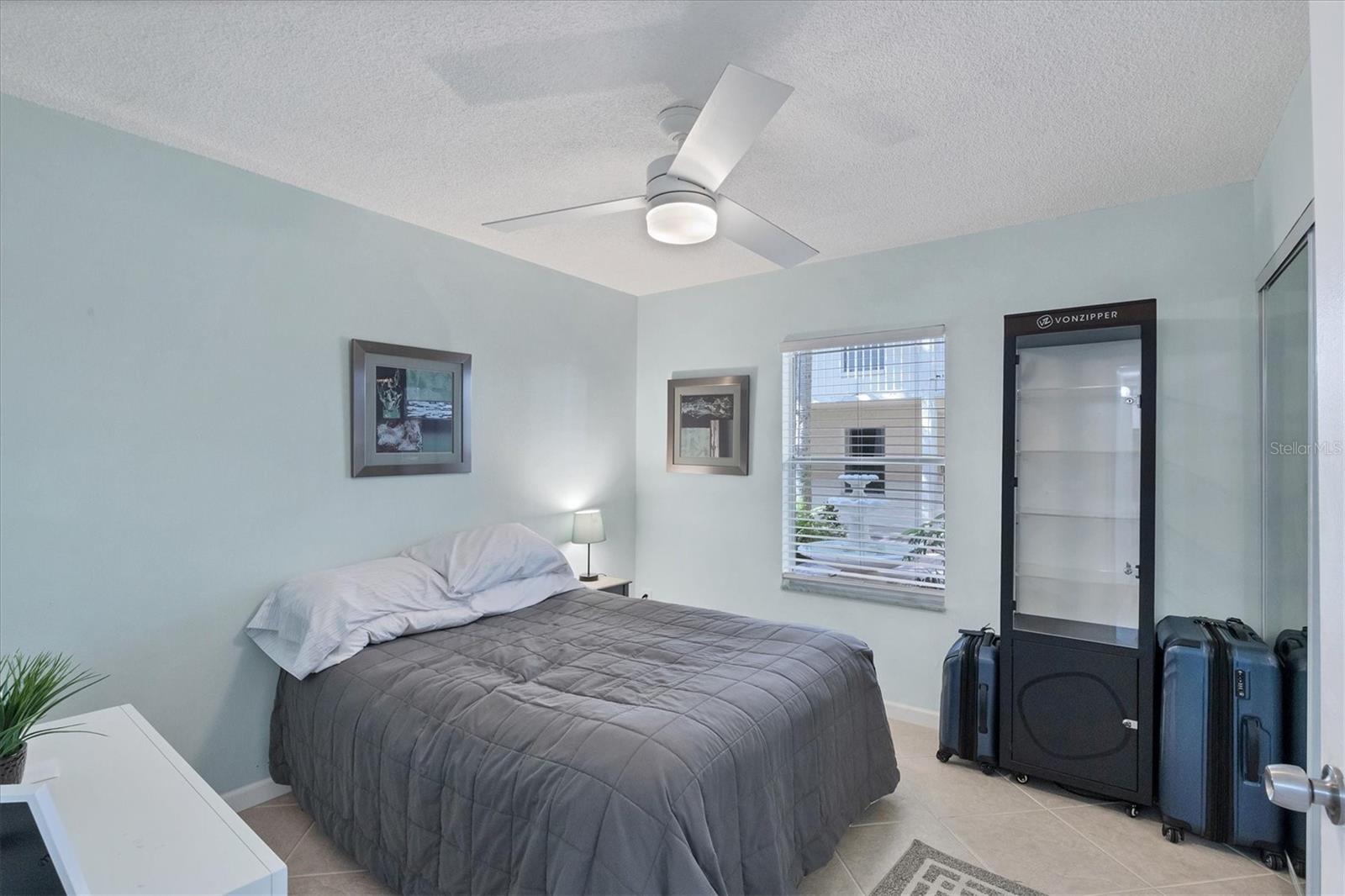 Image 13 of 17 For 7294 Cloister Drive 9