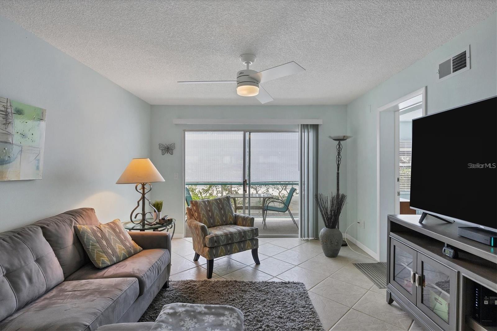 Image 5 of 17 For 7294 Cloister Drive 9