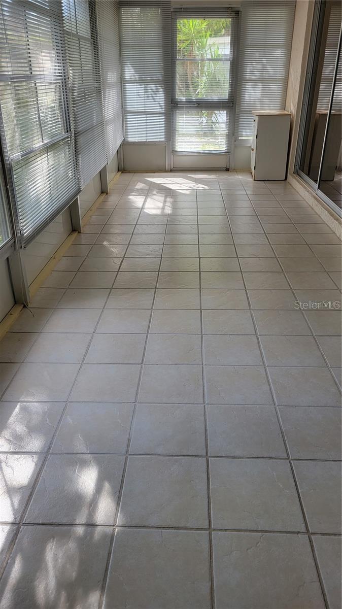 Image 15 of 17 For 5368 Royal Palm Avenue 5368