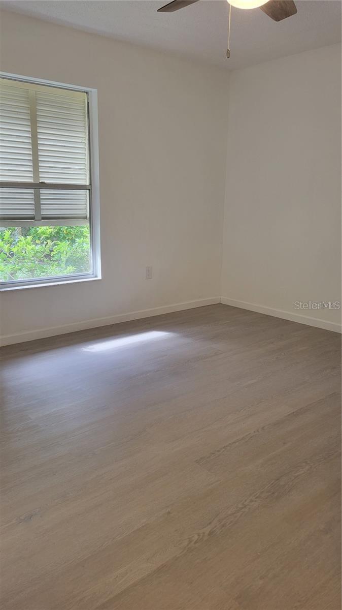 Image 8 of 17 For 5368 Royal Palm Avenue 5368