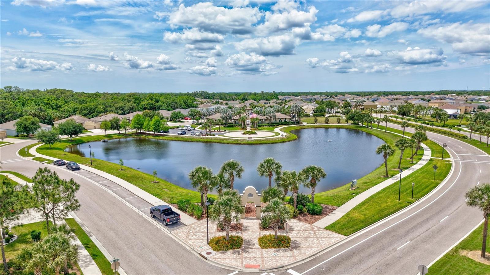 Image 54 of 56 For 14987 Flowing Gold Drive