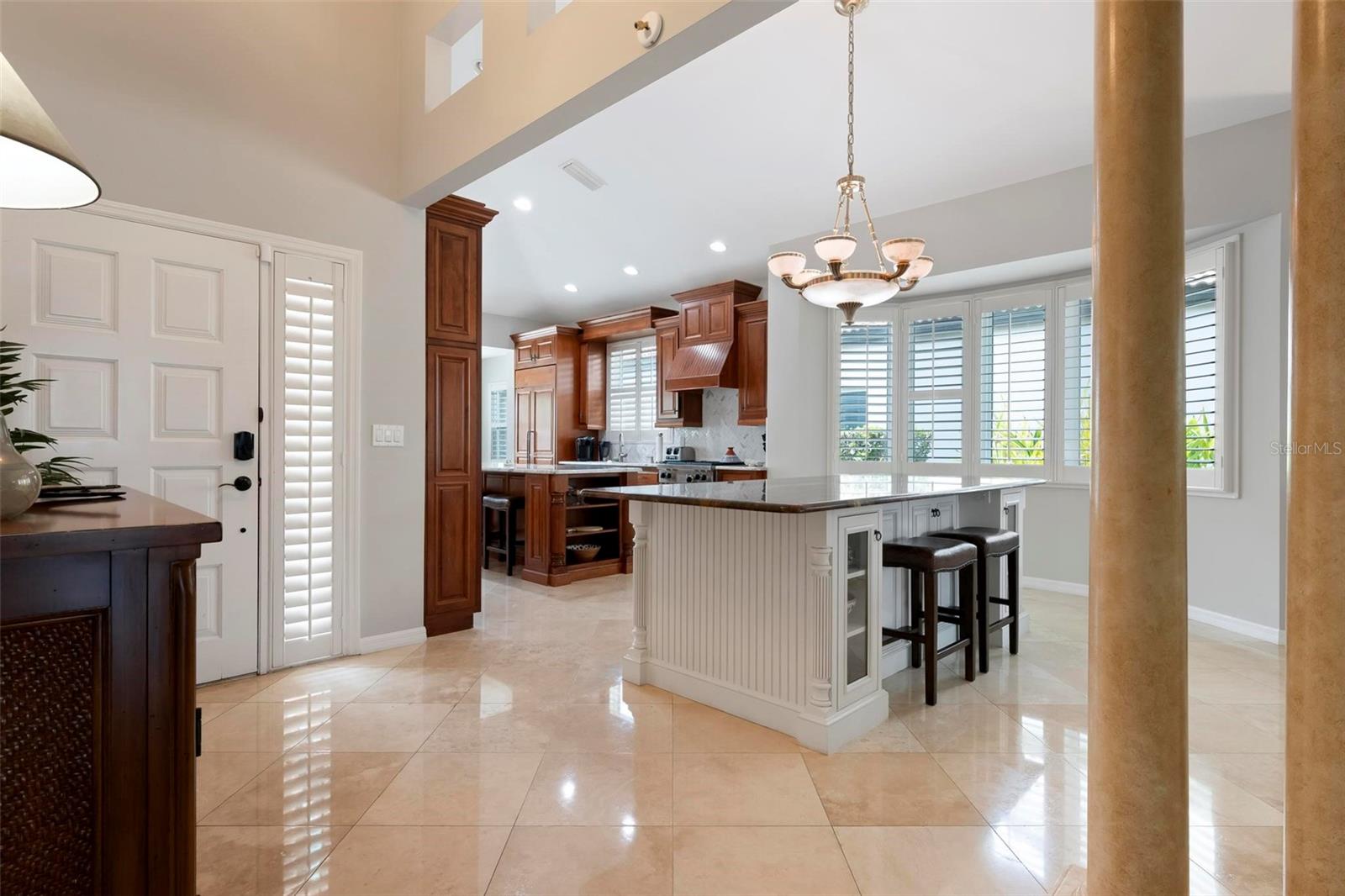 Image 10 of 81 For 7765 Calle Facil