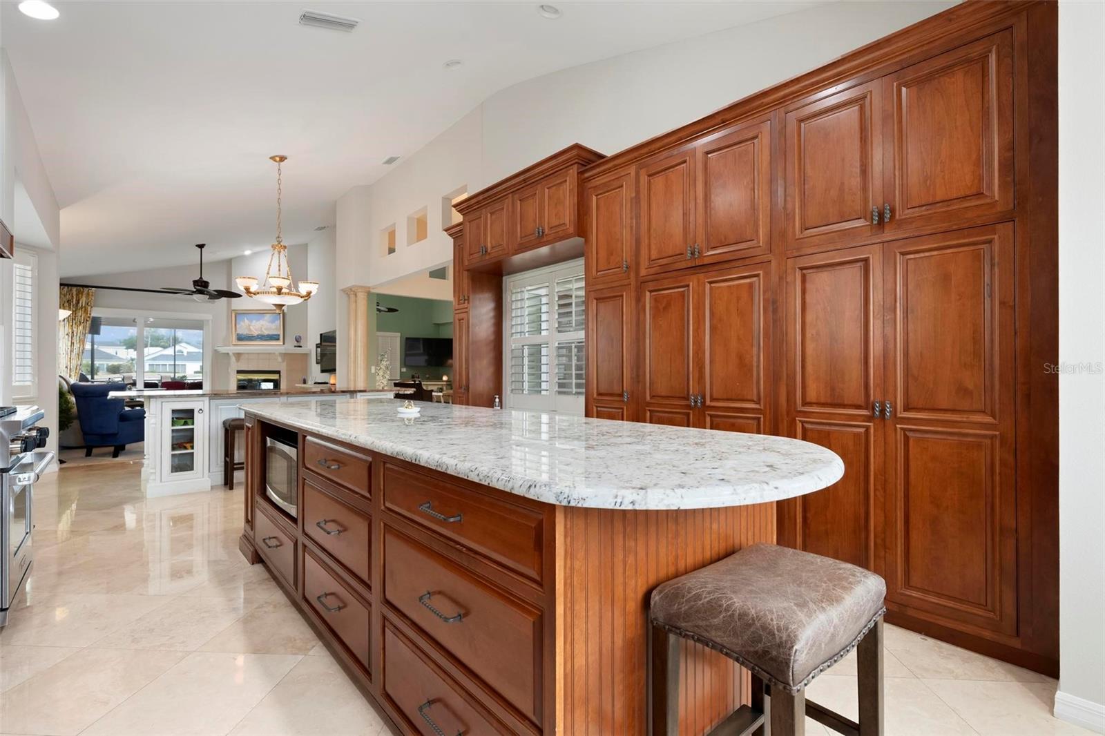 Image 14 of 81 For 7765 Calle Facil