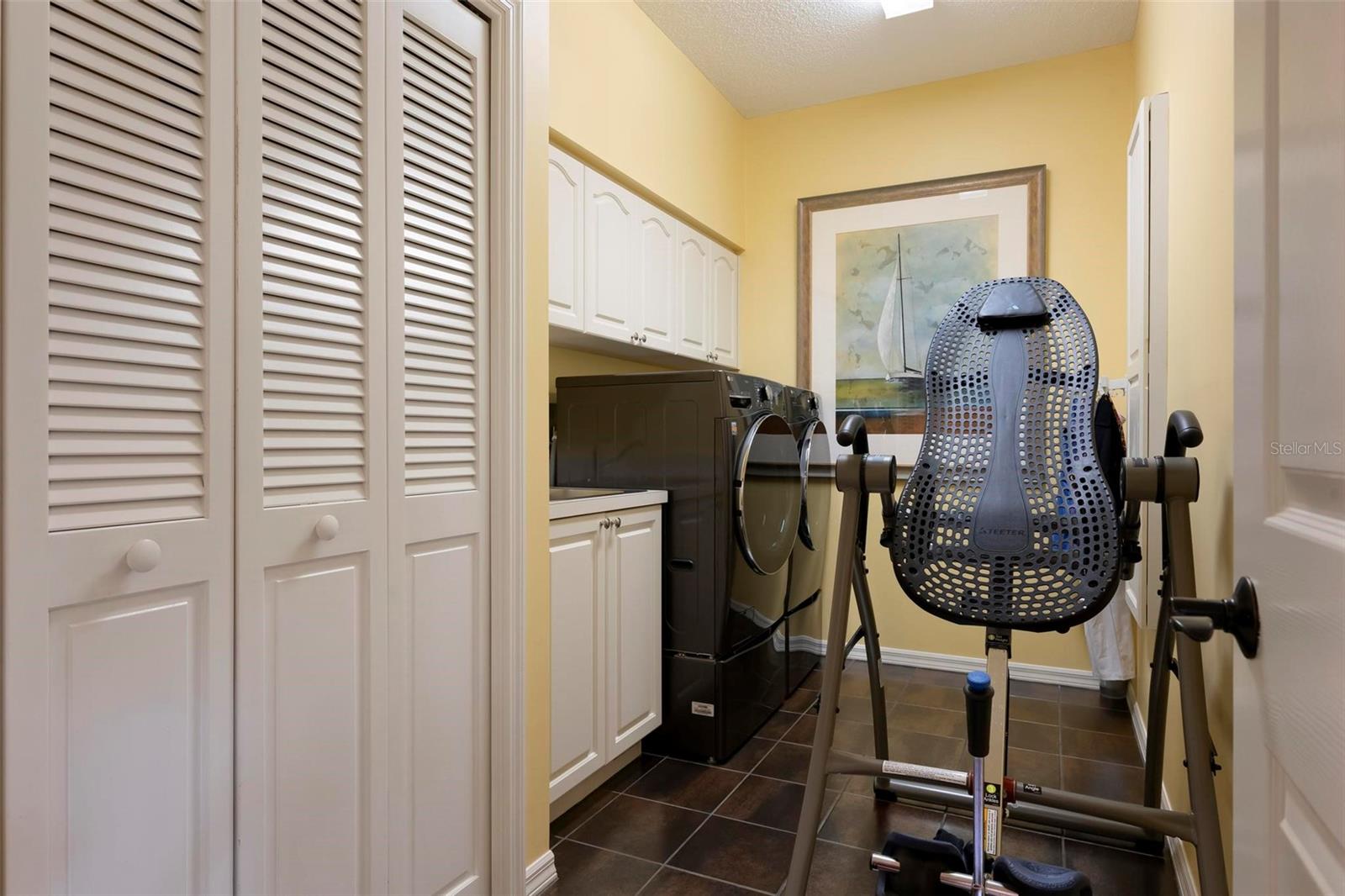 Image 30 of 81 For 7765 Calle Facil