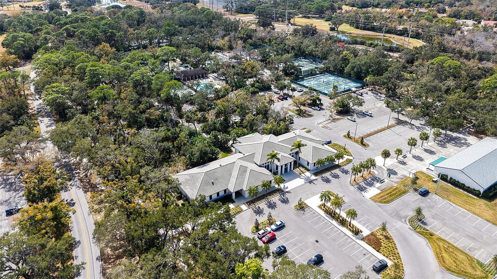 Image 33 of 43 For 2869 Sandringham Place