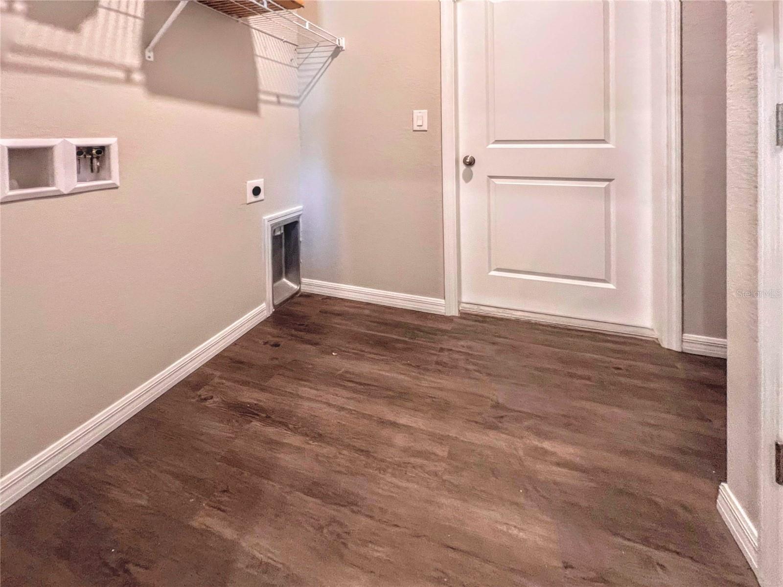 Image 14 of 16 For 2166 Carpenter Lane