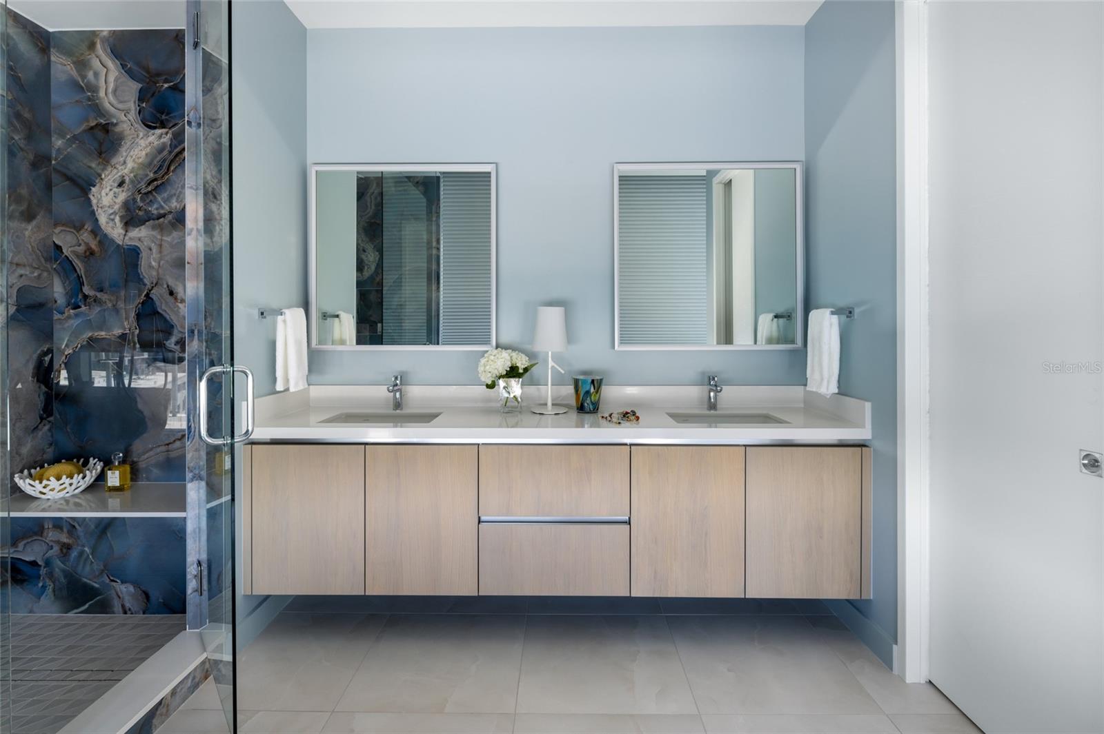 Image 20 of 60 For 111 Golden Gate Point 702