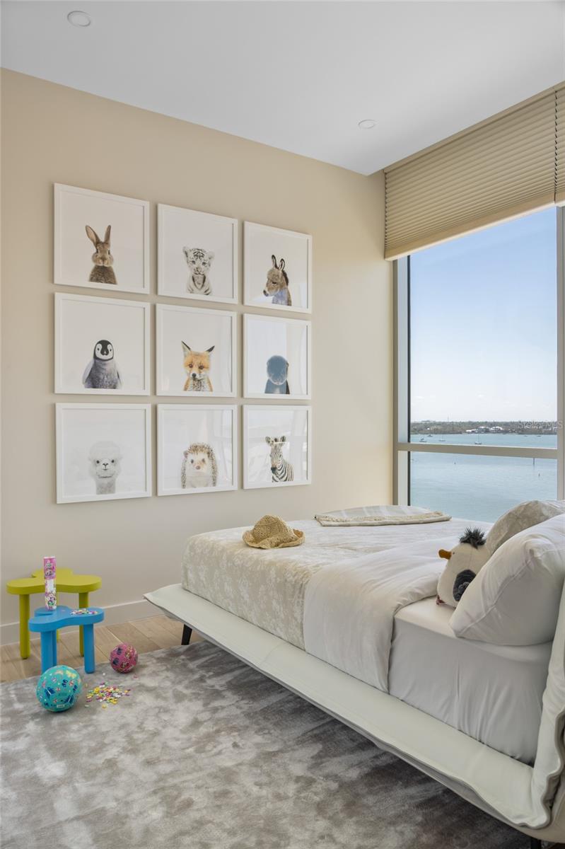 Image 24 of 60 For 111 Golden Gate Point 702