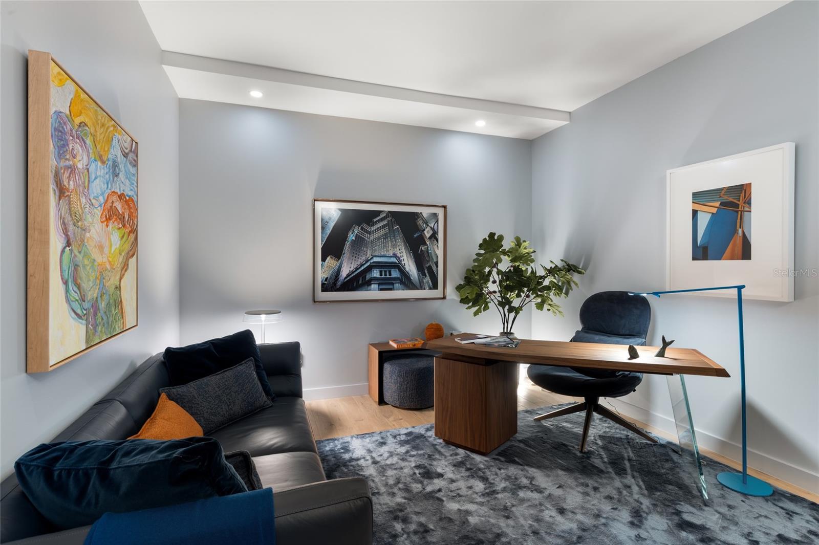 Image 33 of 60 For 111 Golden Gate Point 702