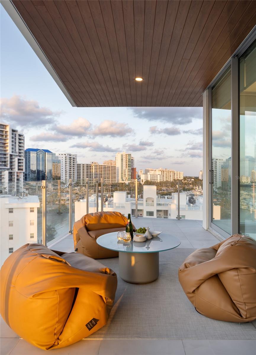 Image 39 of 60 For 111 Golden Gate Point 702