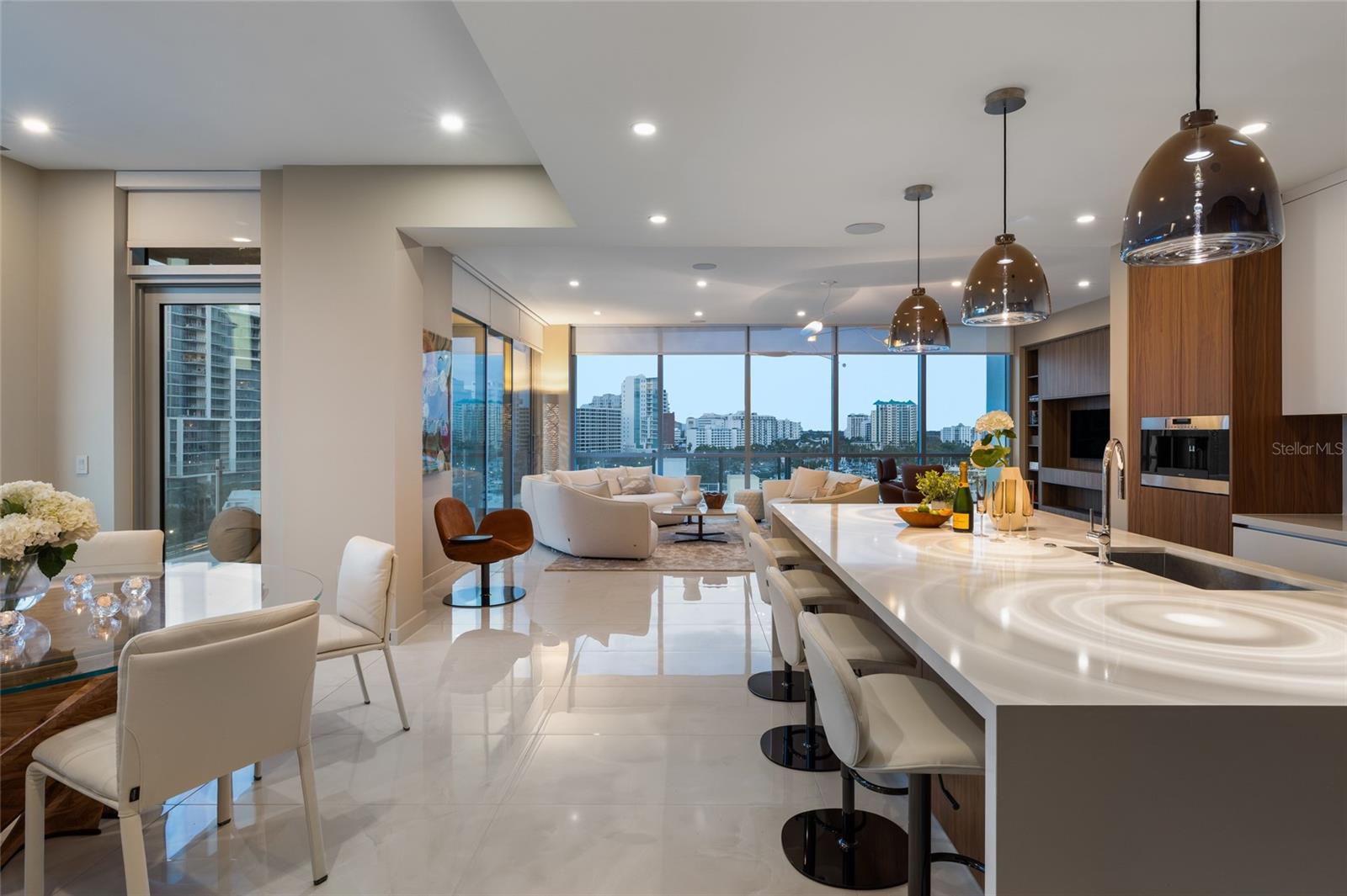 Image 42 of 60 For 111 Golden Gate Point 702