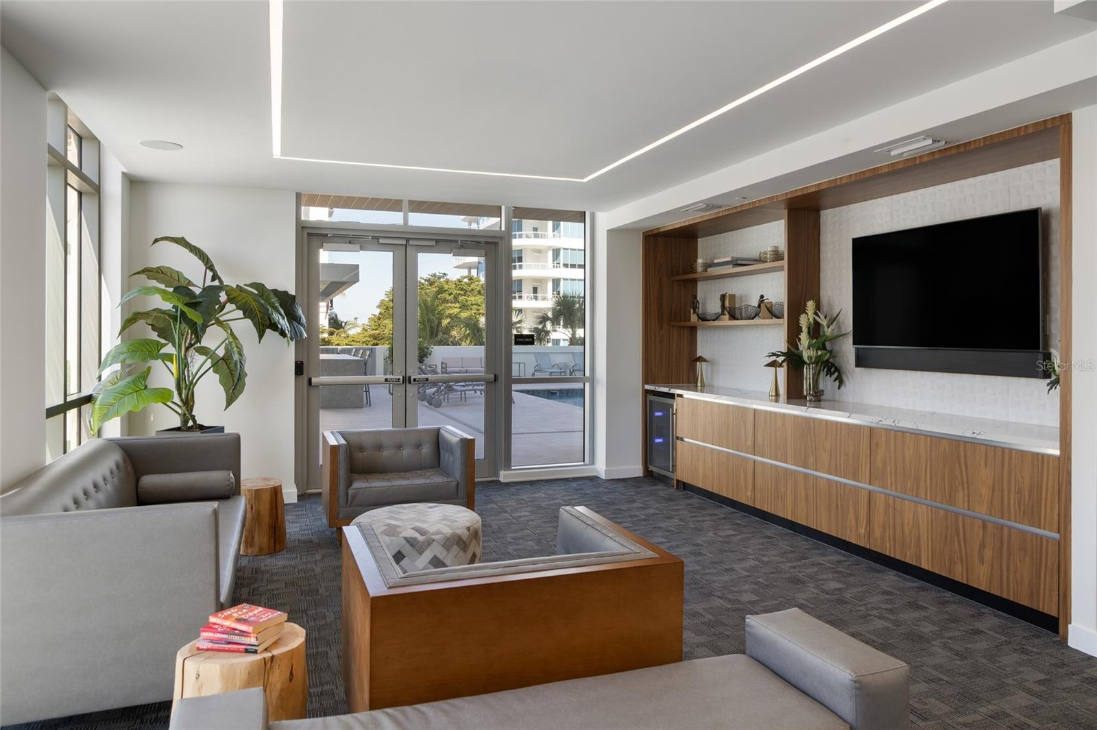 Image 48 of 60 For 111 Golden Gate Point 702