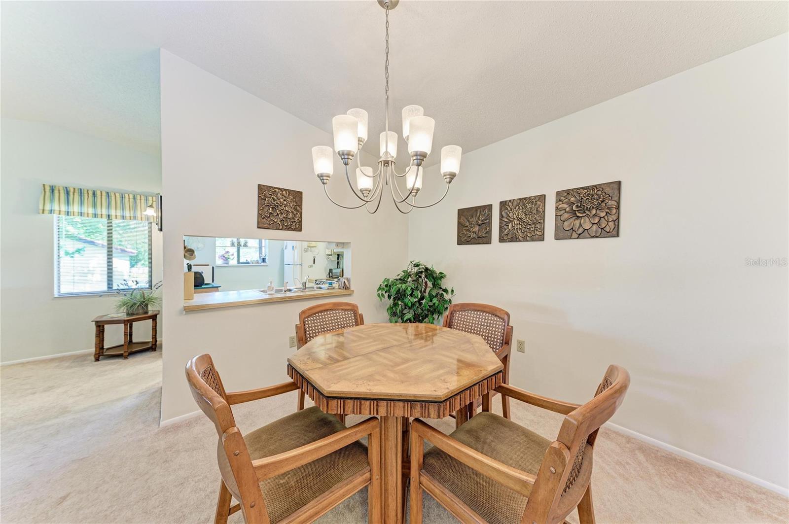 Image 14 of 32 For 5685 Gardens Drive 5685