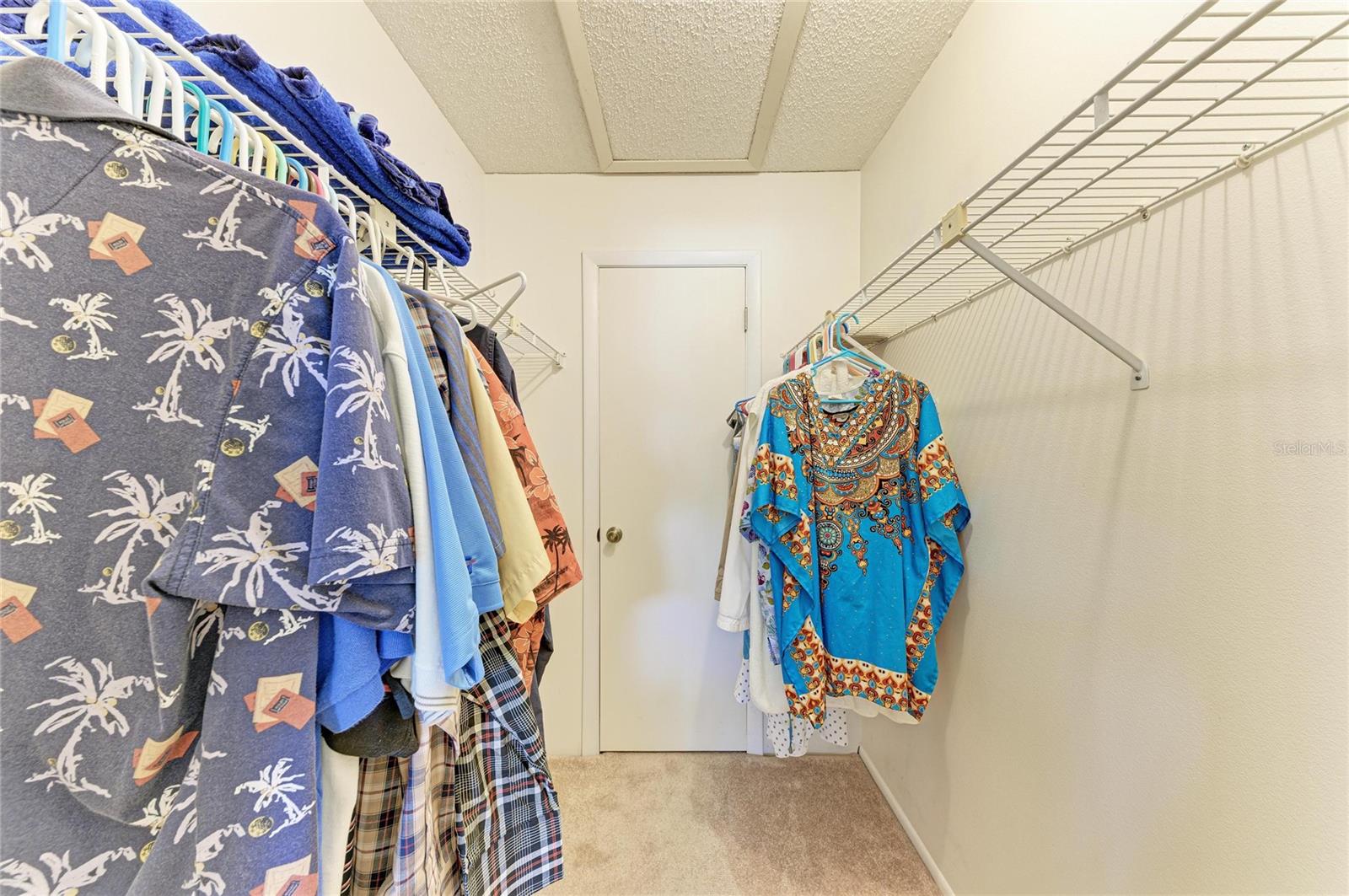 Image 19 of 32 For 5685 Gardens Drive 5685