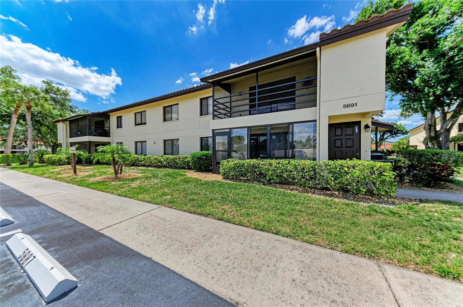 Image 2 of 32 For 5685 Gardens Drive 5685