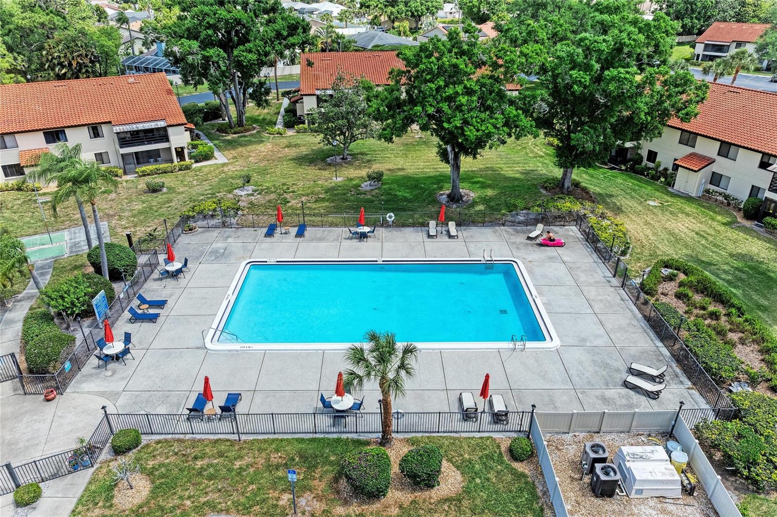 Image 29 of 32 For 5685 Gardens Drive 5685