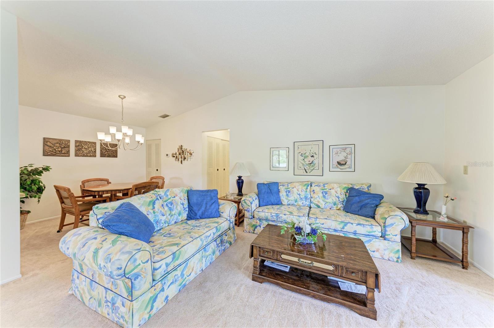 Image 6 of 32 For 5685 Gardens Drive 5685