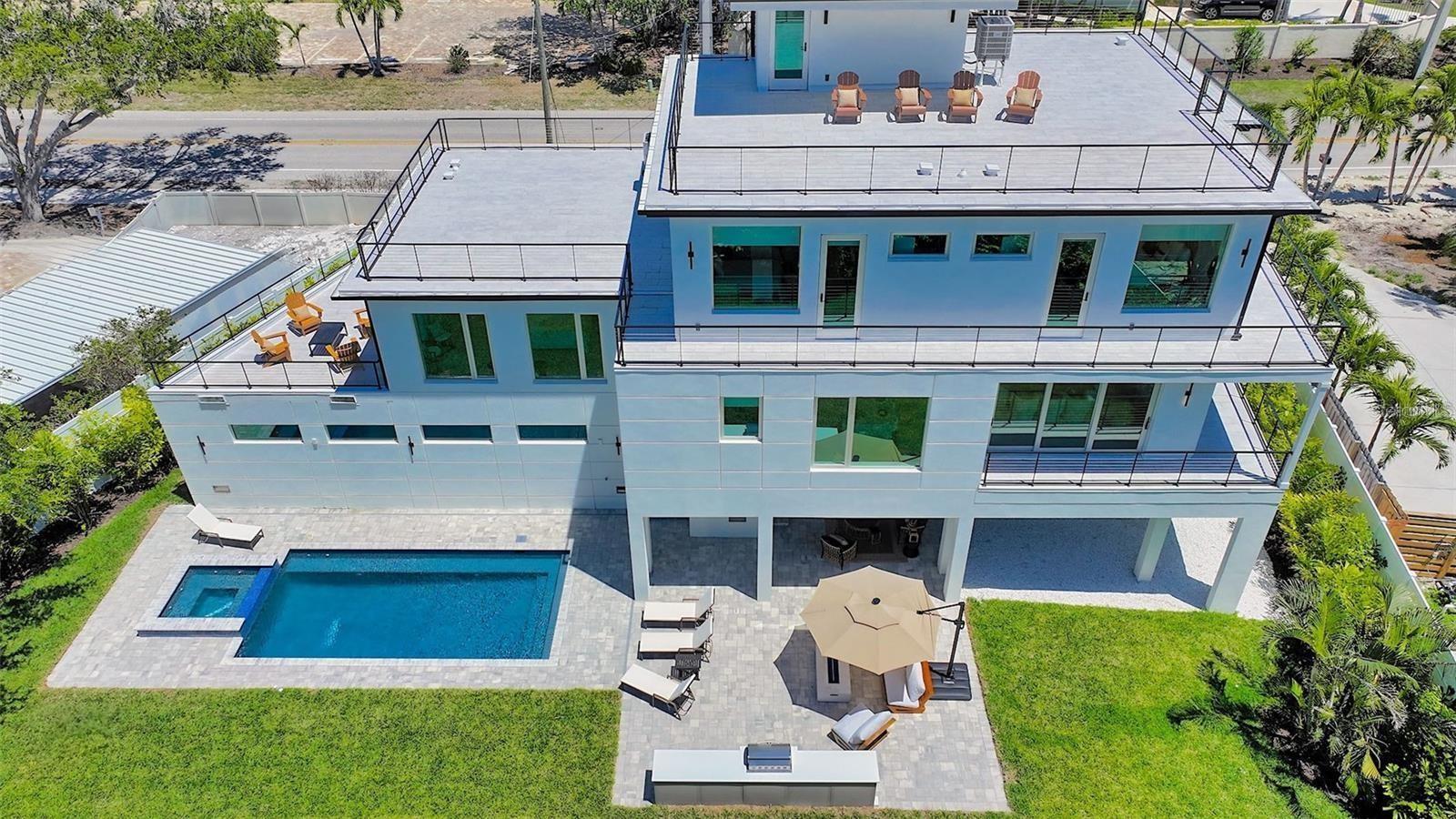 Image 11 of 90 For 8800 Midnight Pass Road