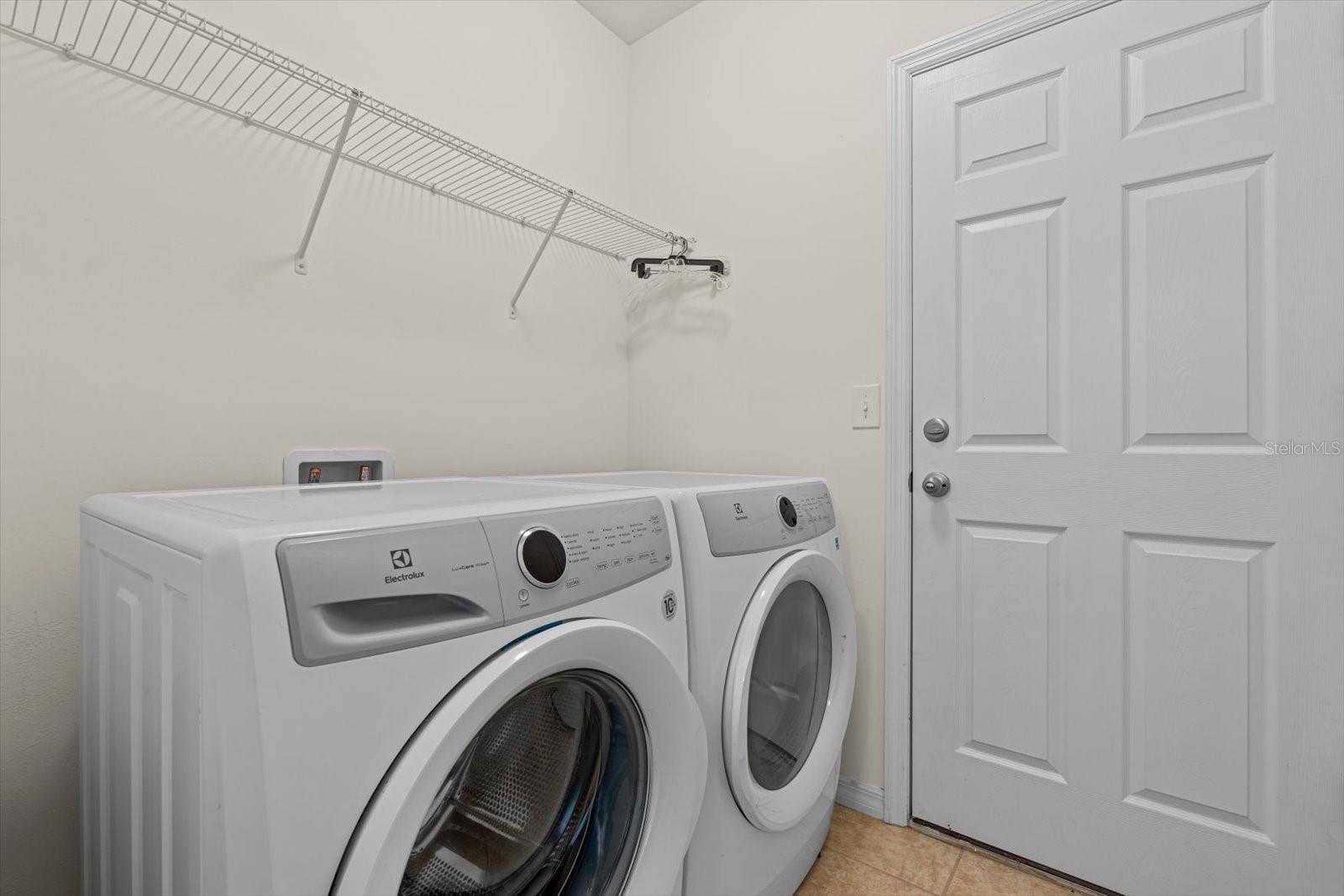 Image 28 of 43 For 8932 Excelsior Place