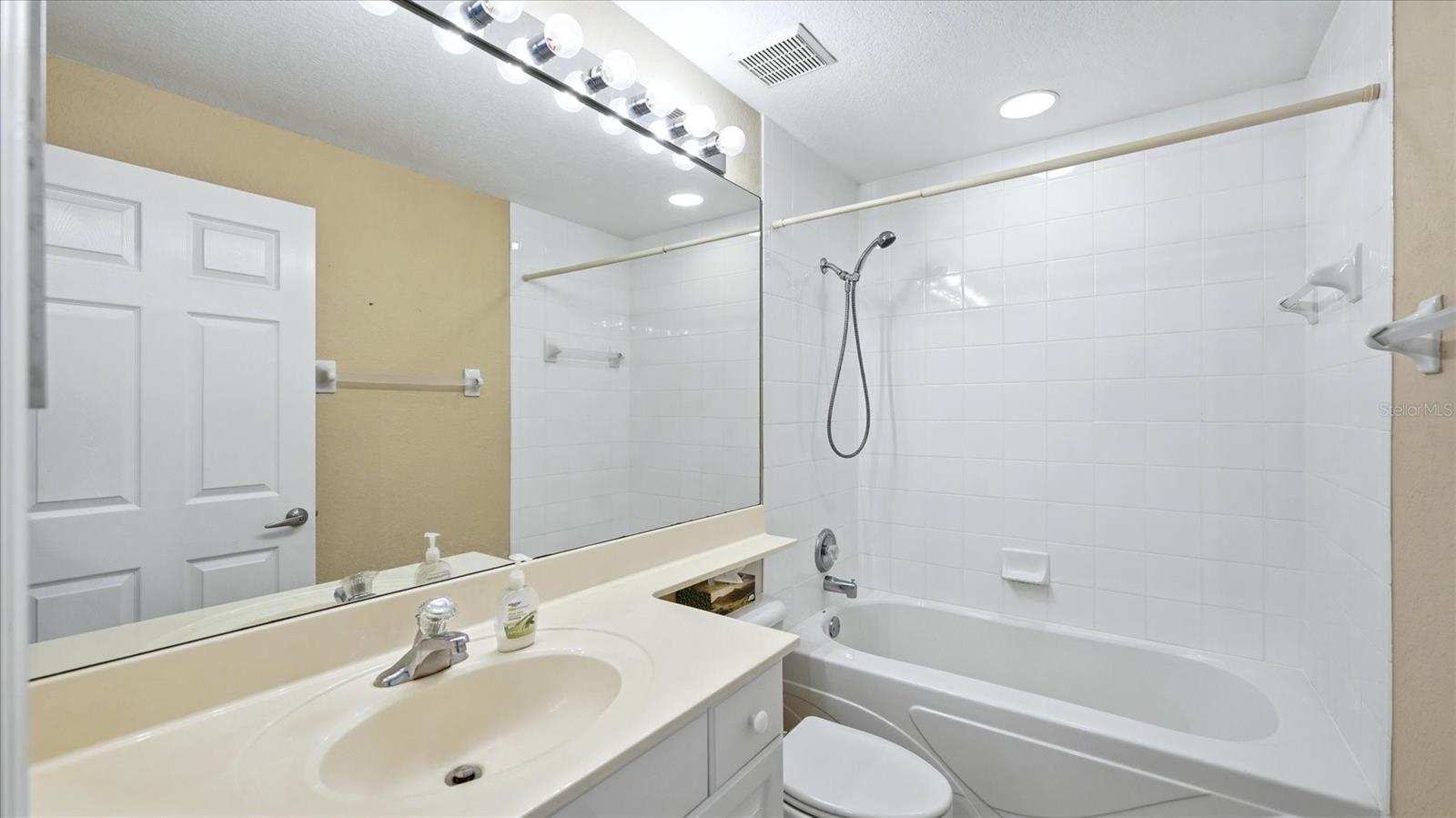 Image 34 of 50 For 7527 Marsh Orchid Circle