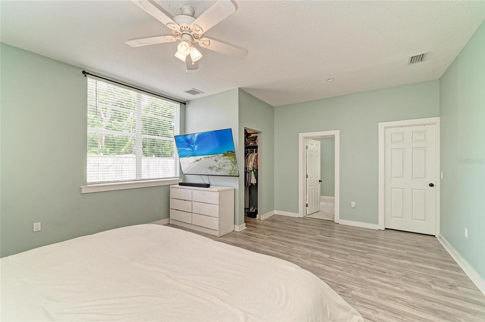 Image 12 of 25 For 1609 17th Street W