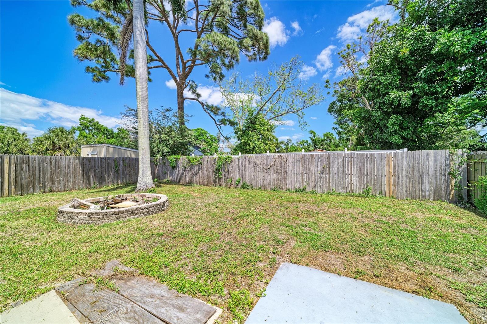 Image 24 of 25 For 1609 17th Street W