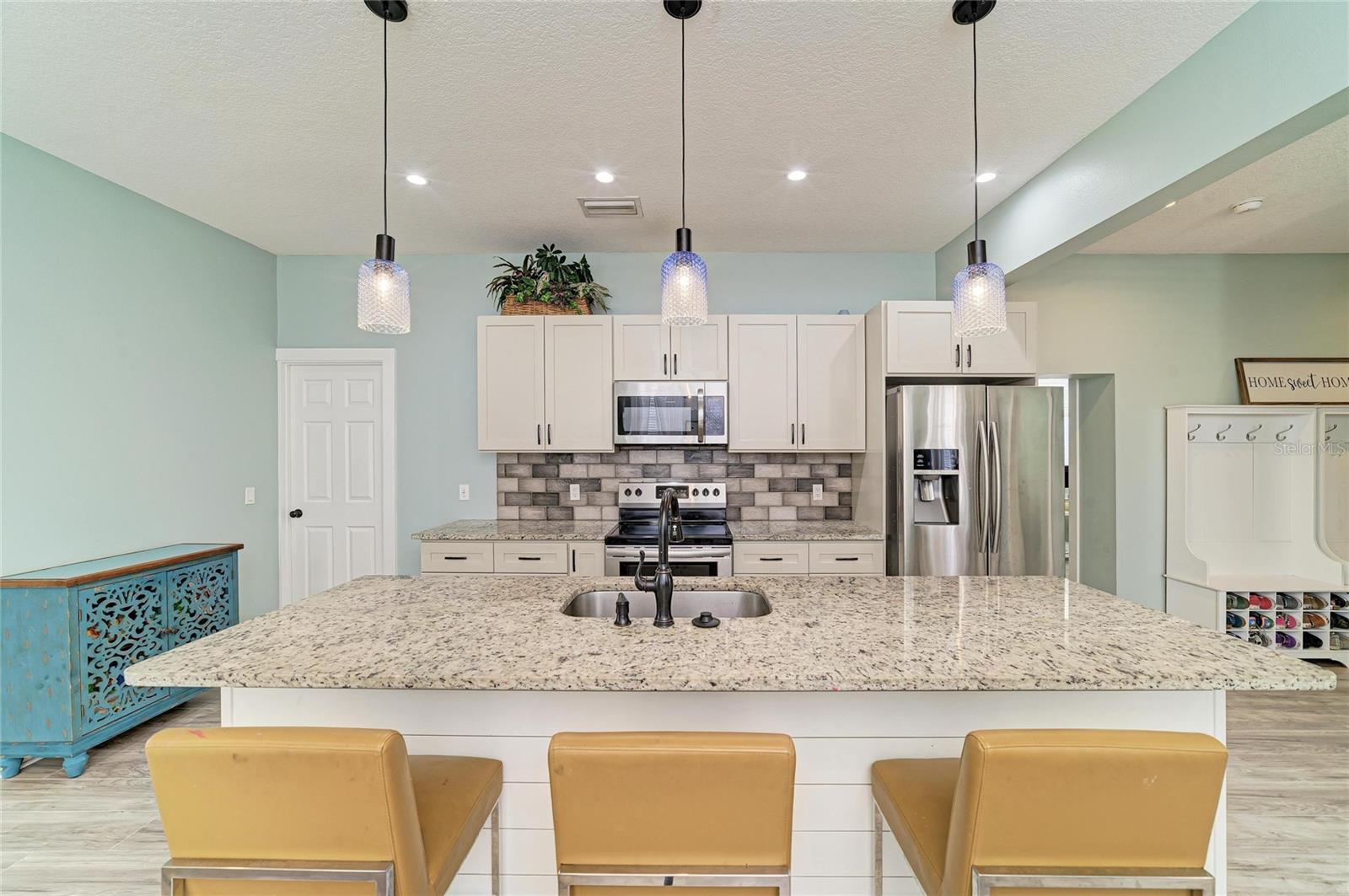 Image 7 of 25 For 1609 17th Street W