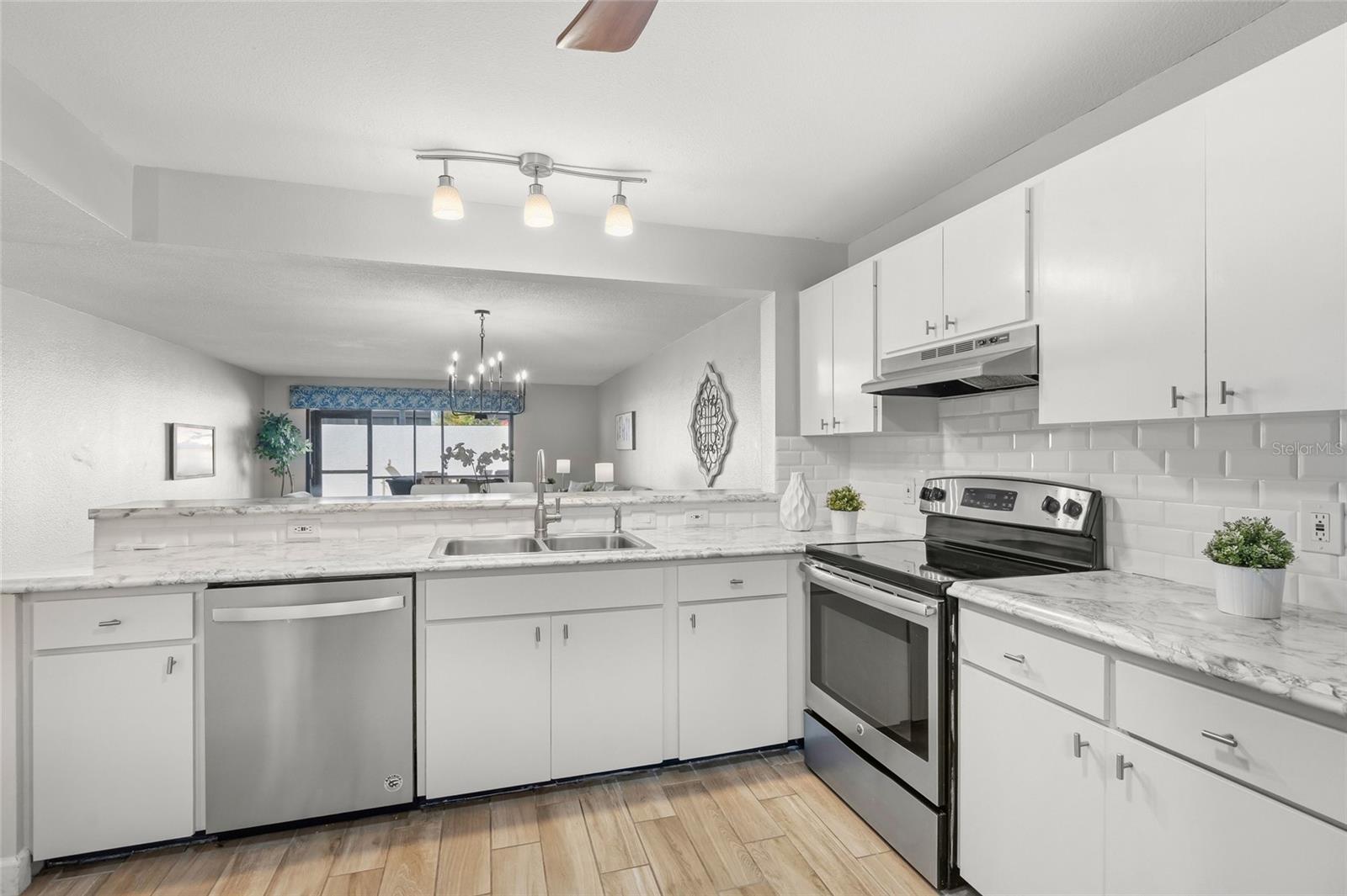 Image 13 of 43 For 226 Sherwood Drive 226