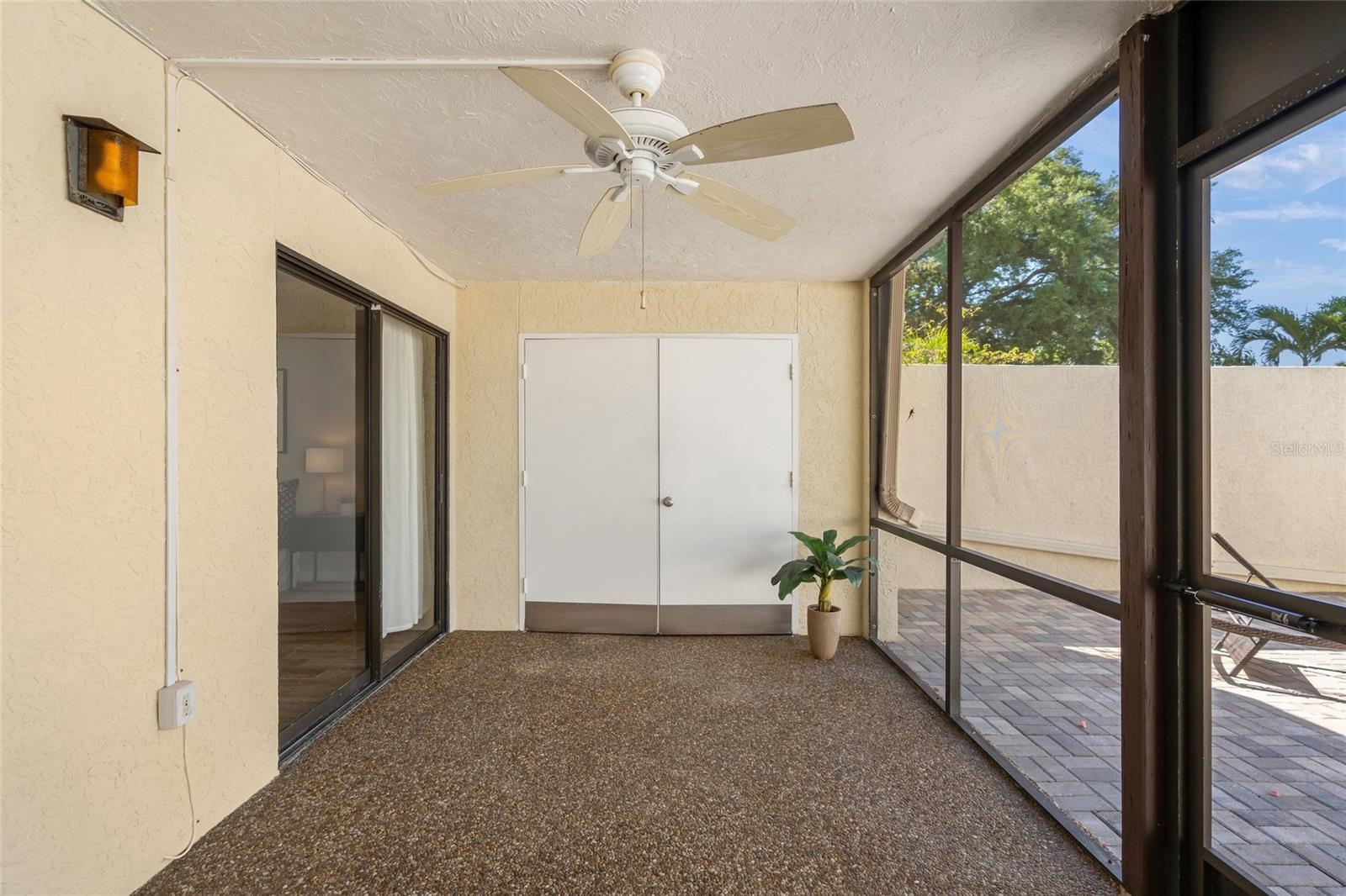 Image 30 of 43 For 226 Sherwood Drive 226