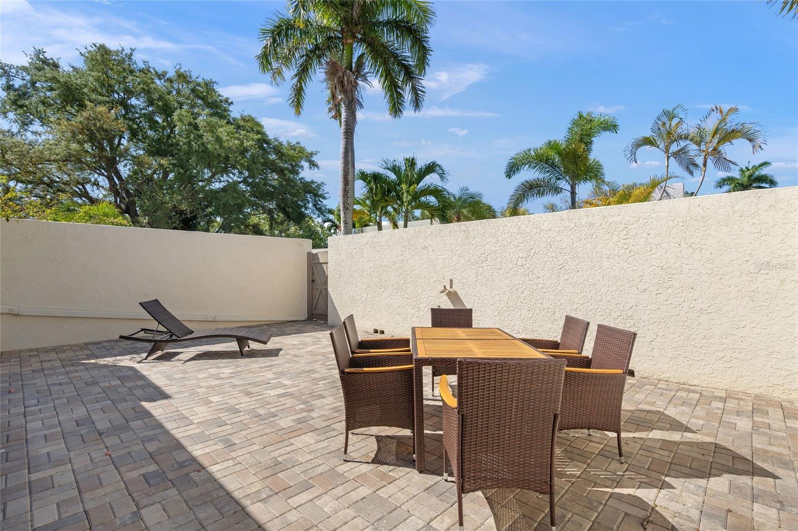 Image 33 of 43 For 226 Sherwood Drive 226