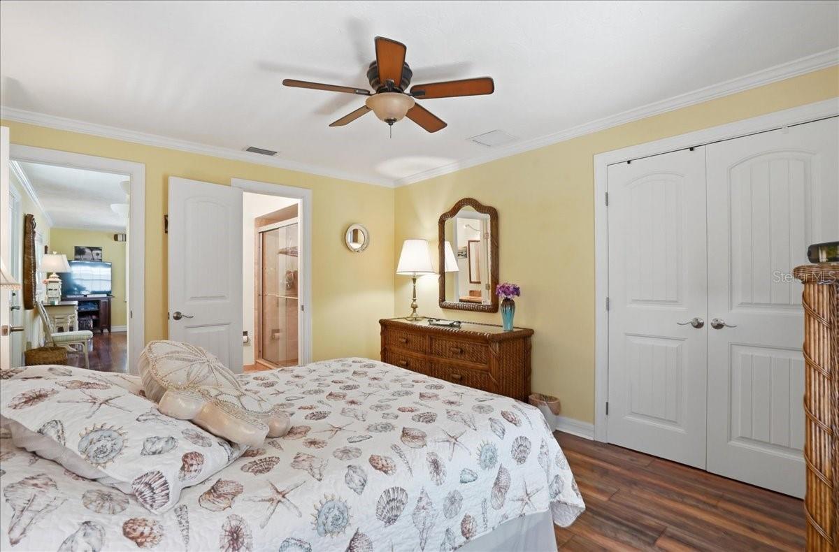 Image 21 of 61 For 2811 Gulf Drive