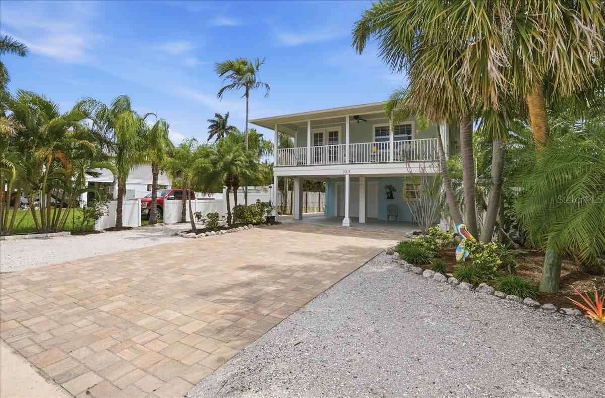 Image 3 of 61 For 2811 Gulf Drive