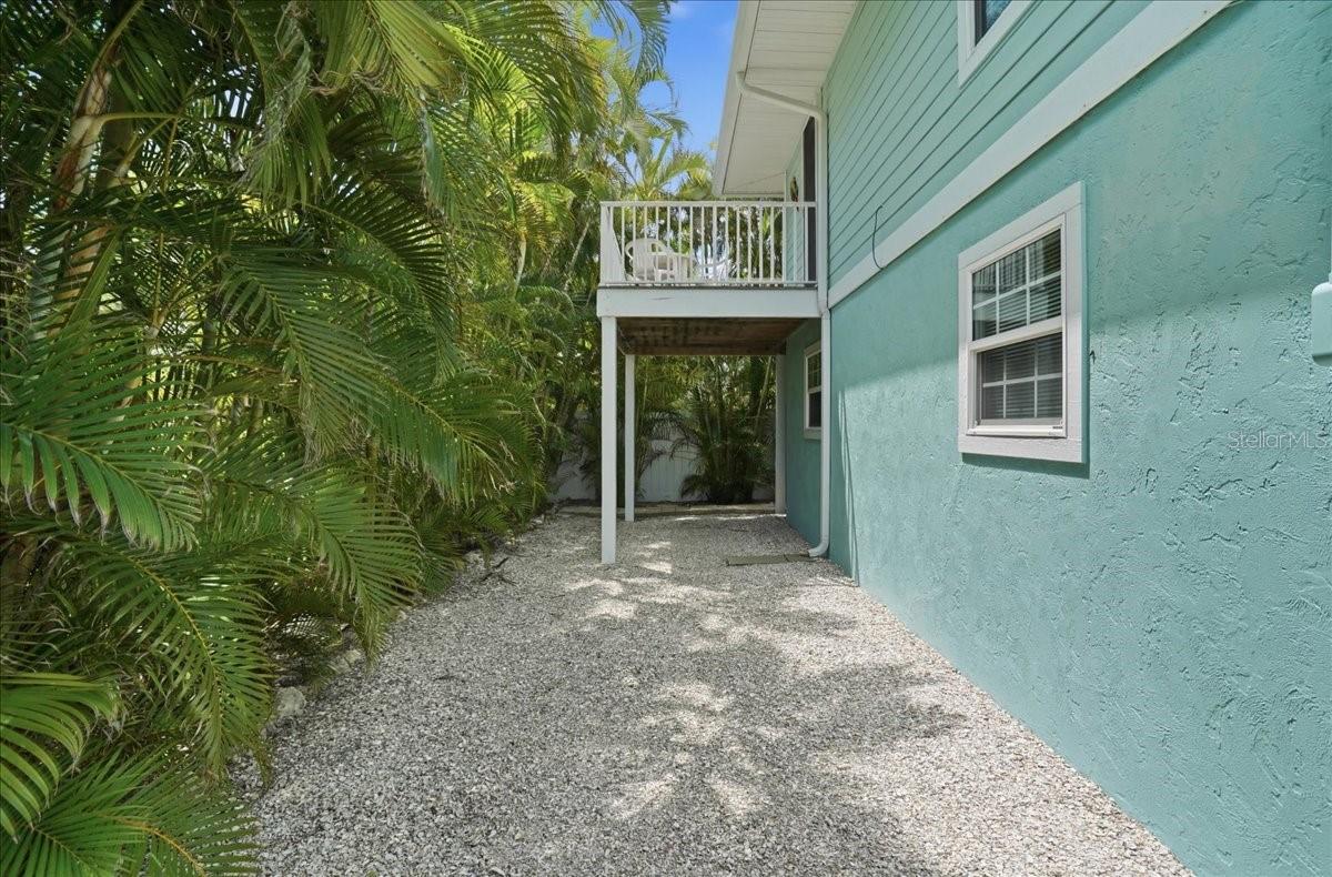 Image 43 of 61 For 2811 Gulf Drive
