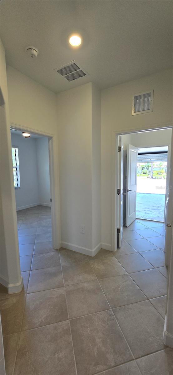Image 16 of 26 For 5307 Crystal Harbor Cove