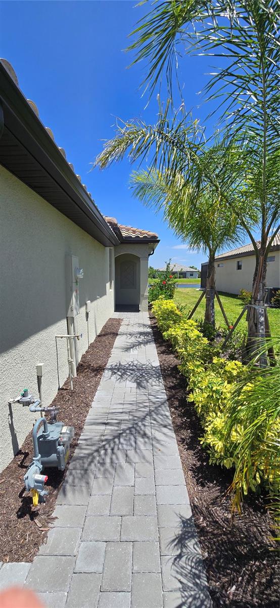 Image 3 of 26 For 5307 Crystal Harbor Cove