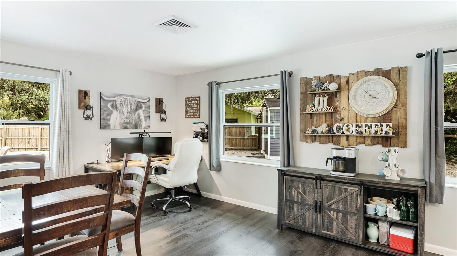 Image 17 of 40 For 3200 Spainwood Drive