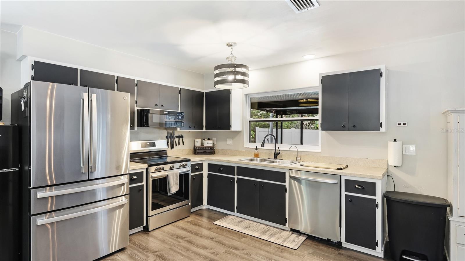 Image 19 of 40 For 3200 Spainwood Drive