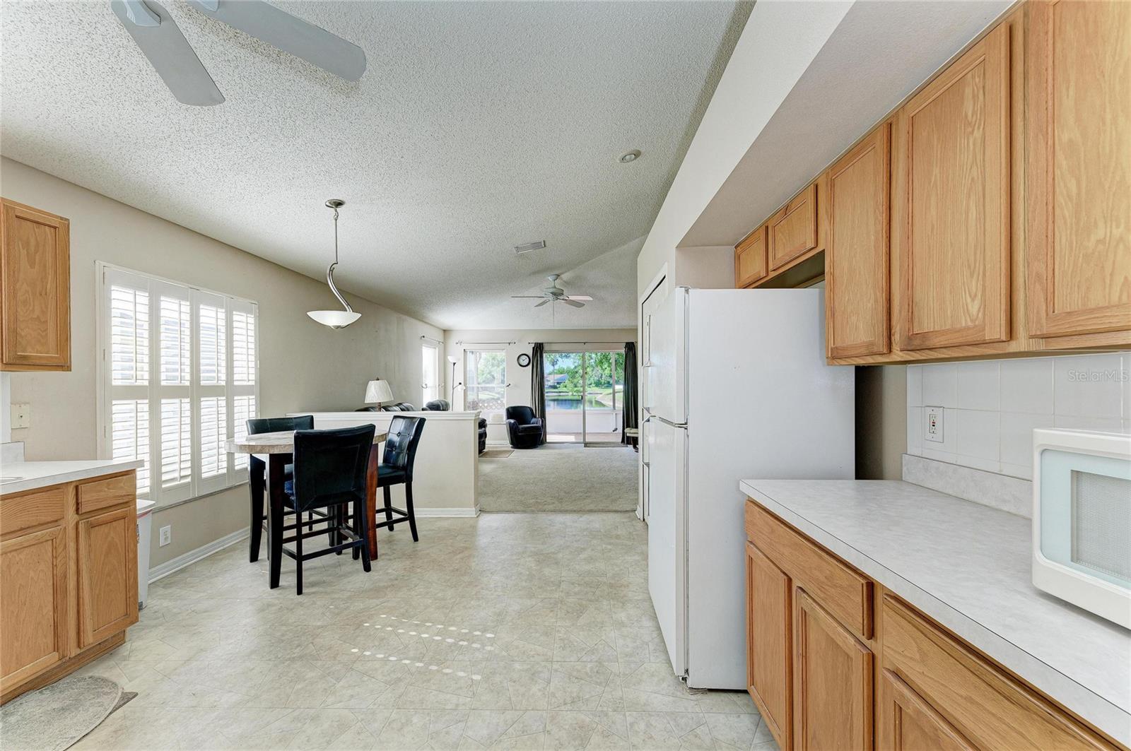 Image 14 of 66 For 4642 Runabout Way