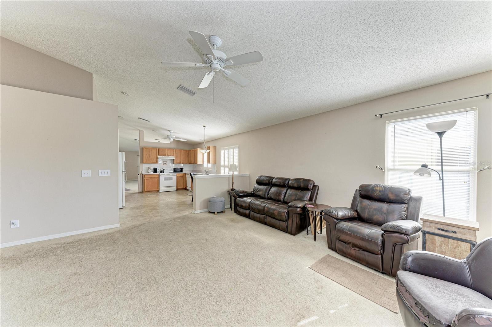 Image 24 of 66 For 4642 Runabout Way