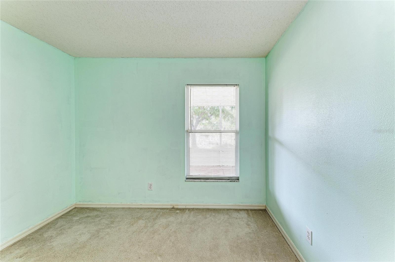 Image 28 of 66 For 4642 Runabout Way