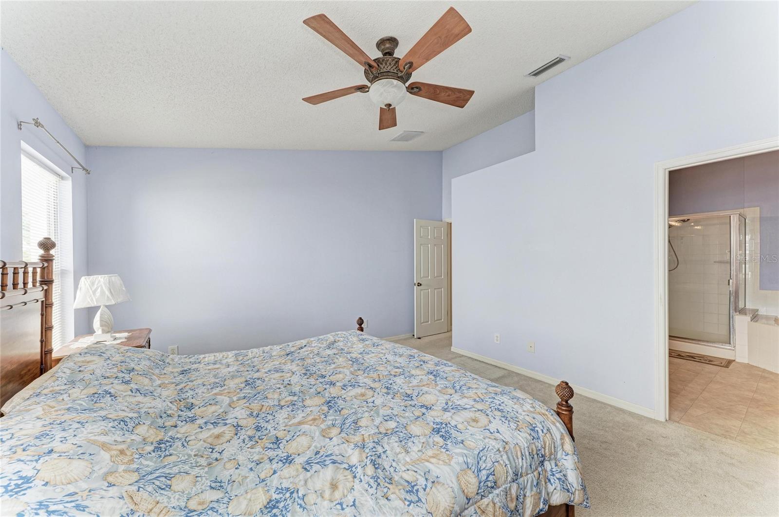 Image 39 of 66 For 4642 Runabout Way